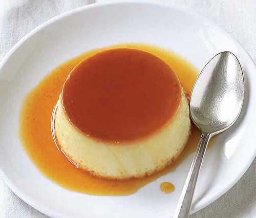 Flan au caramel - le dessert classique le plus désiré.