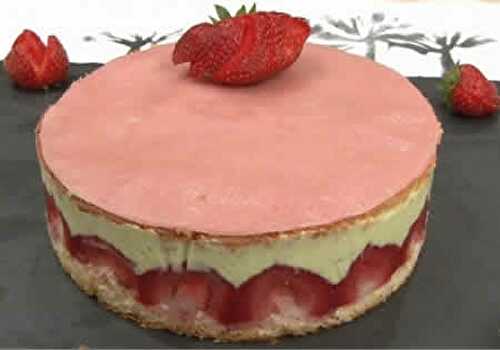 Fraisier - une recette facile pour un délicieux gâteau pour vous.