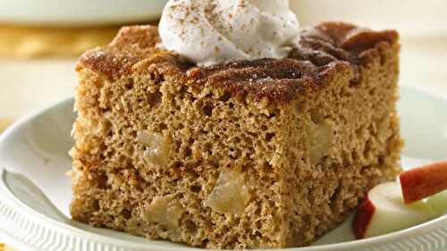 Gâteau à la cannelle et pommes - recette de cuisine.