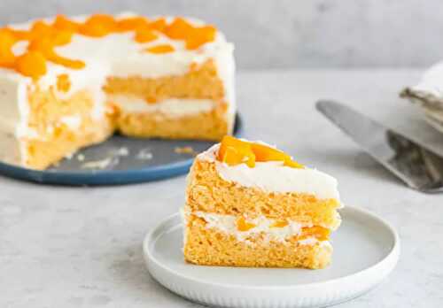 Gâteau à la crème et à la mangue - pour votre dessert.