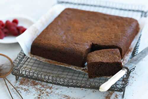 Gâteau au chocolat rapide - fondant et délicieux pour votre goûter.