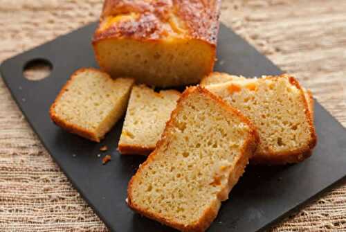 Gâteau au yaourt facile au thermomix - cake ultra moelleux.