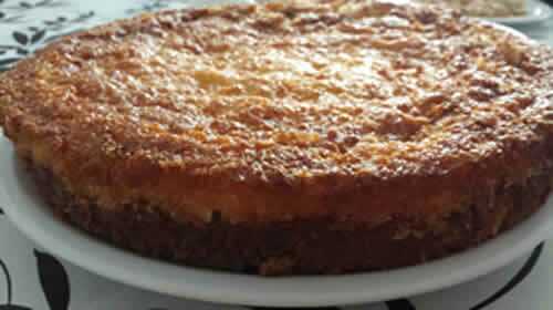 Gateau aux pommes croustillant - recette facile pour votre dessert.