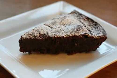 Gateau chocolat fondant sans beurre - recette facile pour votre délicieux dessert.