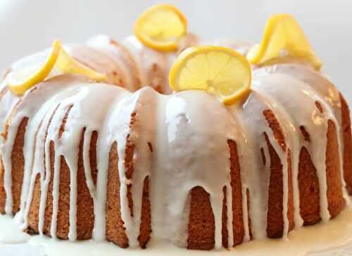 Gâteau moelleux au citron avec glaçage - pour votre goûter ou dessert