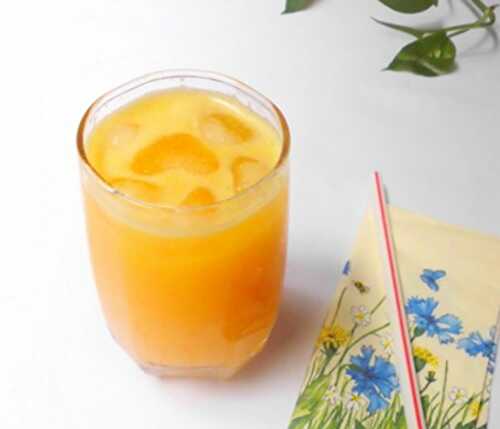 Jus détox poires et oranges - jus de saison riche en vitamines A B C