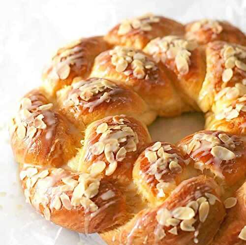 La plus délicieuse brioche aux amandes - pour votre petit déjeuner