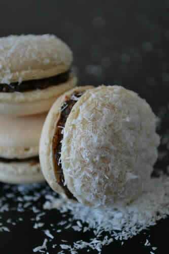 Macaron au sucre cuit et noix de coco - recette facile.