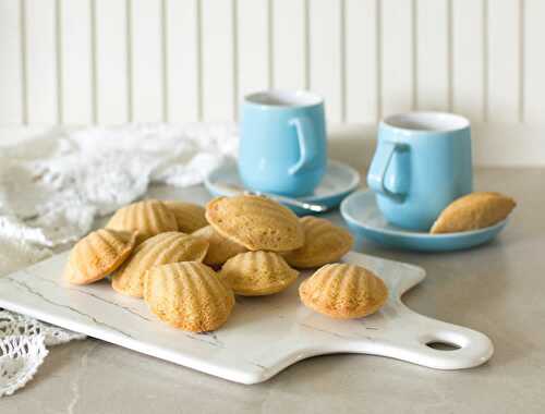 Madeleines à la vanille - pour accompagner votre tasse du café.