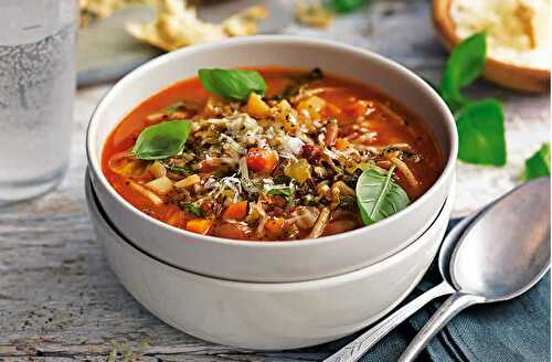 Minestrone au Cookeo - soupe de légumes de la cuisine italienne.