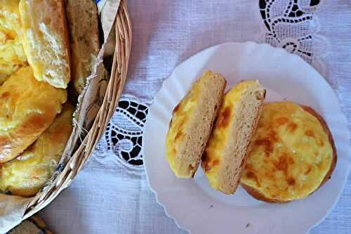 Mini brioche au fromage au thermomix - la meilleure recette.