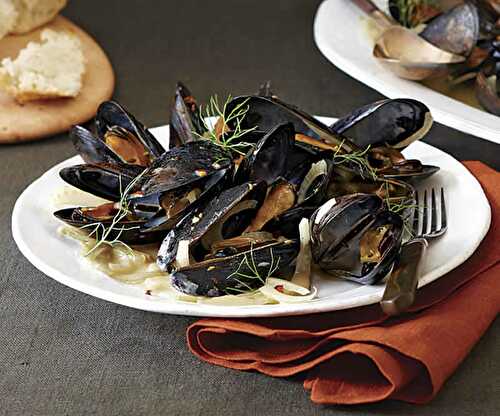 Moules romarin cookeo - un plat de fruit de mer avec le cookeo.