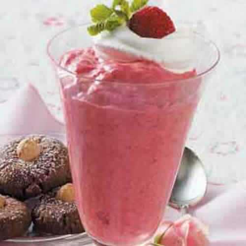 Mousse glacee framboise - votre délicieux dessert facile à faire.