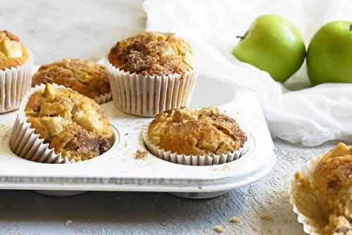 Muffins aux pommes et raisins secs - un délice moelleux pour votre goûter