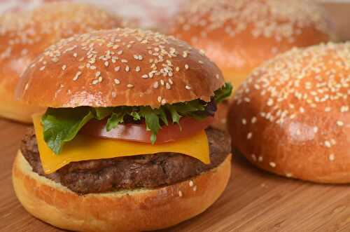 Pain hamburger moelleux au thermomix - pour tous vos sandwichs.