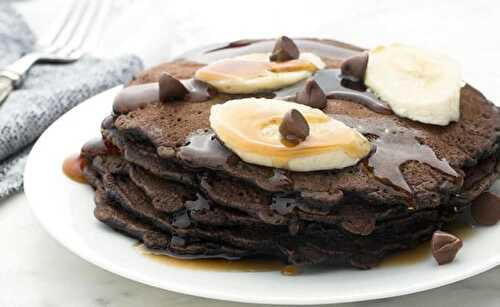 Pancakes au chocolat - un délice que ce soit pour votre dessert ou goûter