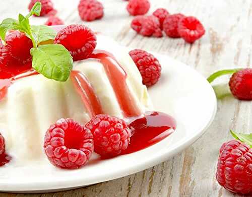 Panna cotta facile aux framboises - pour votre dessert d'automne