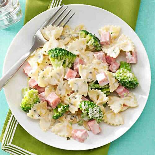 Pâte farfalle et jambon au cookeo - recette plat cookeo pour diner.