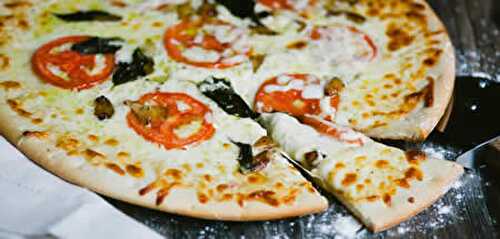 Pate pizza facile avec thermomix - recette facile à la maison.