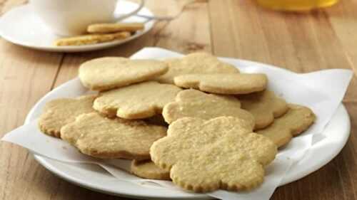 Petits fours au beurre au thermomix - bredalas au thermomix.