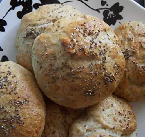 Petits pains aux graines au thermomix - pour le petit déjeuner.