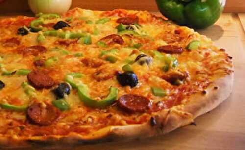 Pizza poivrons chorizo avec thermomix - recette facile