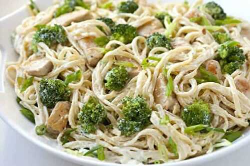 Poulet au brocolis et spaghettis au cookeo - pour votre plat de dîner.