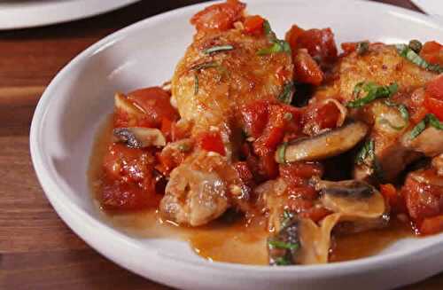 Poulet cacciatore au thermomix - un plat de poulet de la cuisine italienne