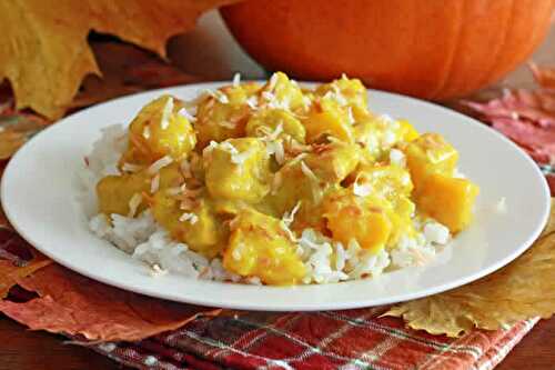 Poulet curry noix de coco - un délicieux plat de poulet pour votre dîner.