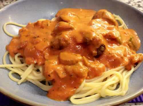 Poulet sauce mascarpone cookeo - un plat de poulet délicieux.