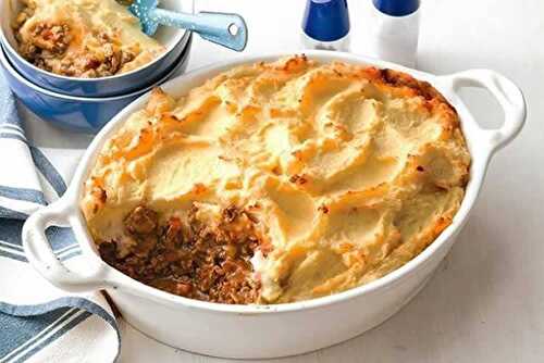 Purée à la viande hachée - délicieux plat de hachis parmentier.