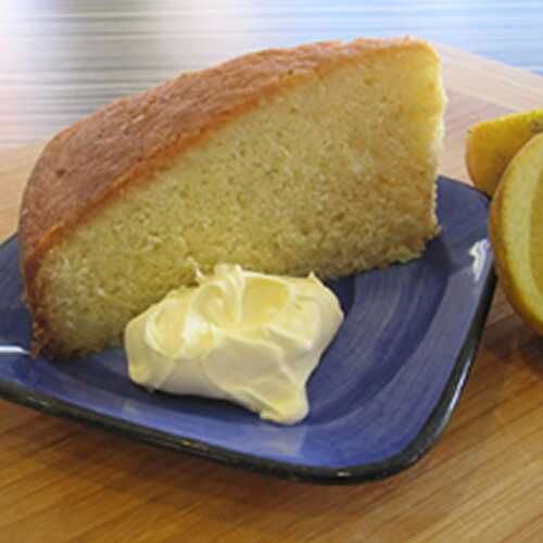 Quatre-quarts au citron - un cake moelleux pour votre goûter