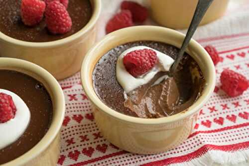 Ramequins dessert fondants au chocolat - recette facile.