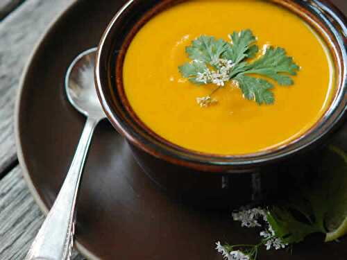 Recette soupe carottes et curry ww - un velouté à 2 SP.