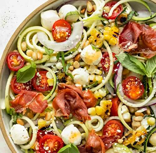 Salade aux courgettes tomates et mozzarella - délice pour votre entrée