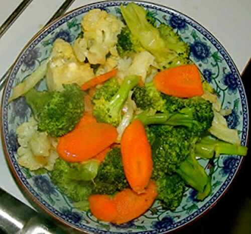 Salade brocoli chou-fleur au thermomix - une entrée au thermomix.