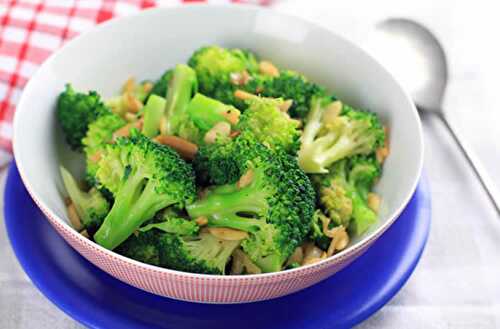 Salade de brocolis aux amandes au cookeo - entrée pour votre plat