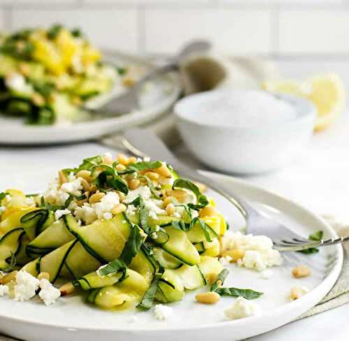 Salade de courgettes à la feta - pour votre entrée de plat.