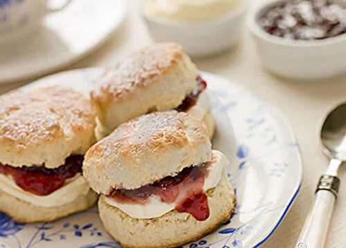 Scones au thermomix - un délicieux petit pain pour déjeuner.