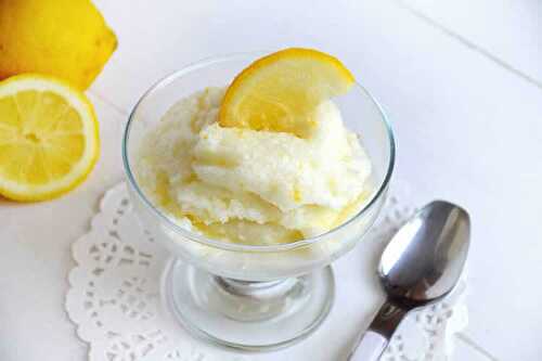 Sorbet au citron au thermomix - votre glace pour un dessert rafraîchissant .