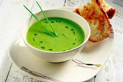 Soupe aux haricots verts et petits pois - recette facile.