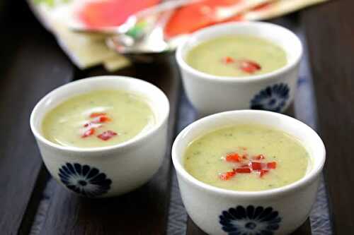 Soupe courgette et lait amande au thermomix - pour votre diner.