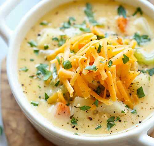 Soupe de poulet au fromage - un délice pour votre dîner ce soir