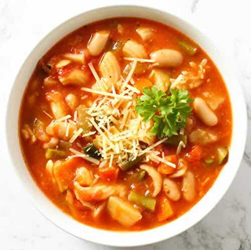 Soupe minestrone au thermomix - une délicieuse soupe italienne.