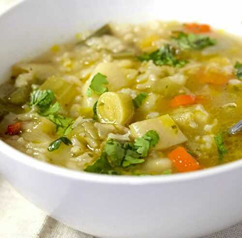 Soupe multi-légumes facile - délice d'hiver très réconfortant