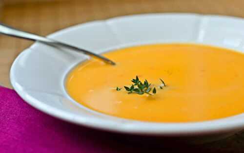 Soupe super legere avec thermomix - recette thermomix facile.