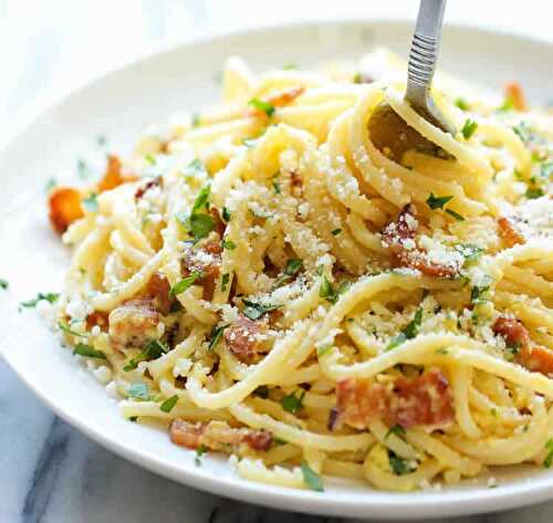 Spaghetti à la carbonara au cookeo - un délicieux plat de pâtes.