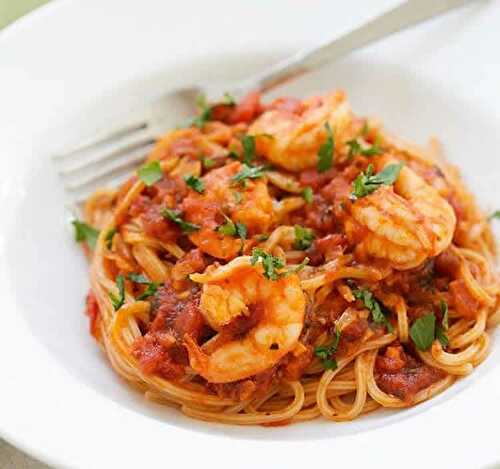 Spaghetti aux crevettes sauce tomate au thermomix