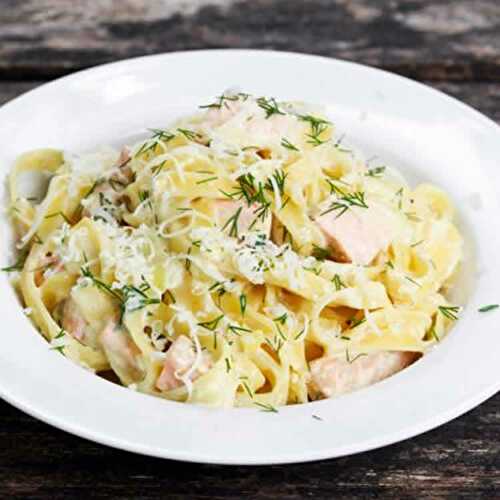 Tagliatelle au saumon et crème fraiche cookeo - recette cookeo.