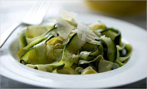 Tagliatelles de courgettes - un super plat pour votre entrée